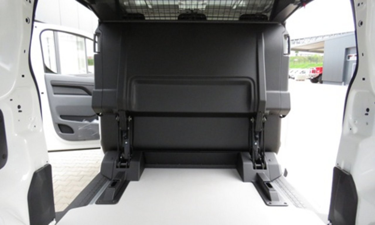 Fiat Scudo Multicab mit 1,5 m³ mehr Volumen