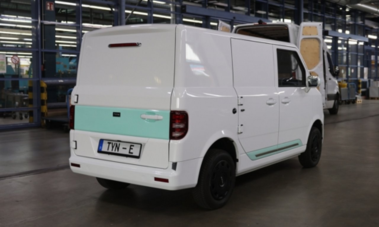 TYN-e Kastenwagen Rückansicht