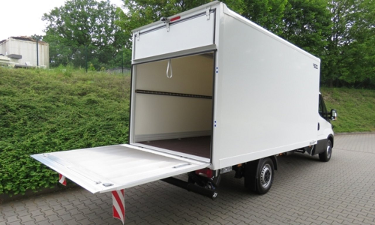 Iveco Daily - SPIER Kofferaufbau - Ladebordwand