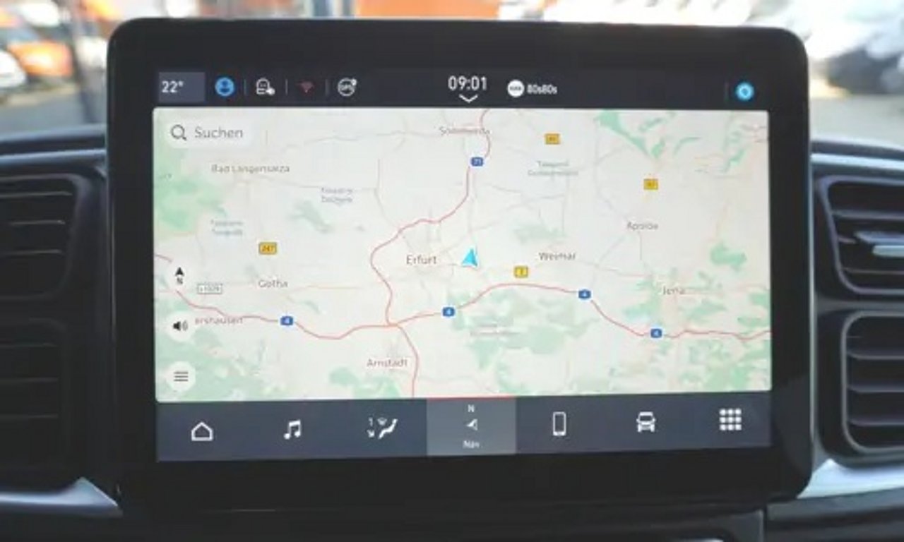 Fiat Ducato Kombi mit Navigation