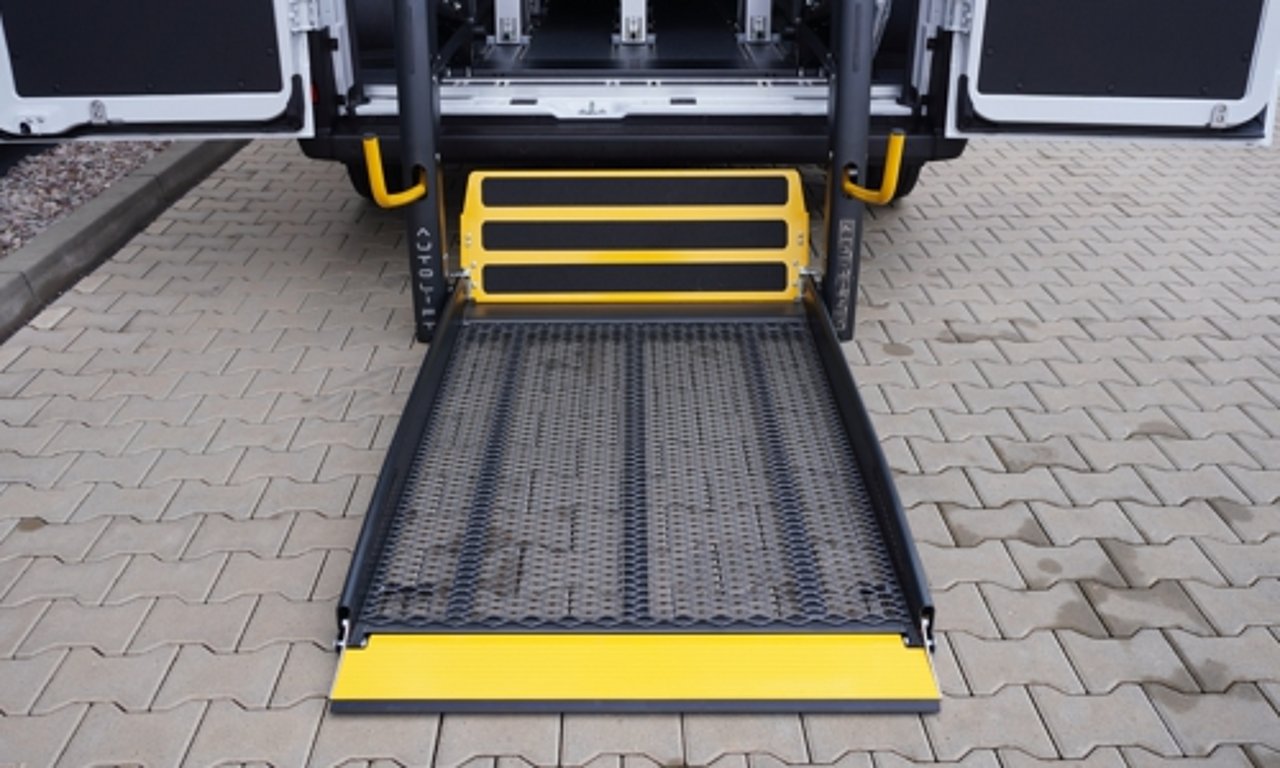 Fiat Ducato mit Schnierle Umbau - Hochwertiger Ausbau von Fiat Professional Fahrzeugen
