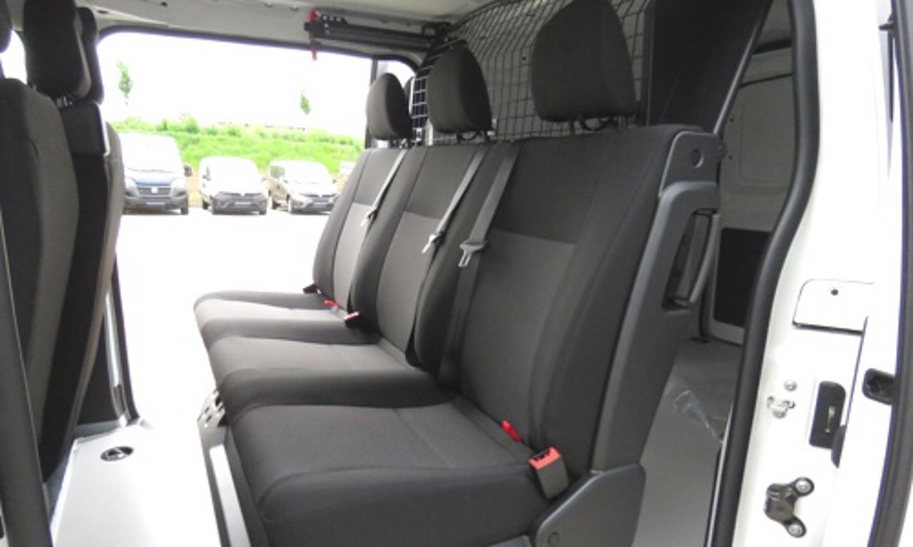Fiat Scudo Multicab mit zweiter Sitzreihe