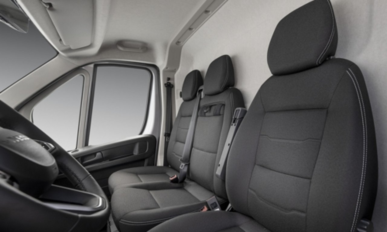 Iveco eSuperJolly Sitze