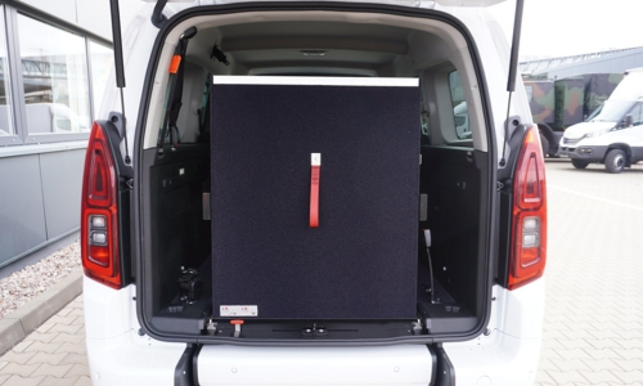 Fiat Doblo mit AFM Umbau - Hochwertiger Ausbau von Fiat Professional Fahrzeugen