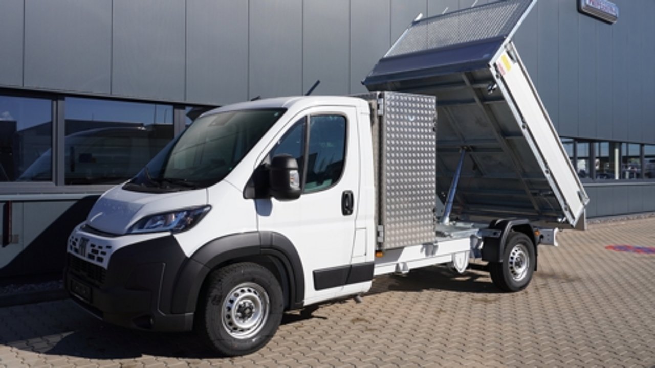 IVECO 3-Seitenkipper