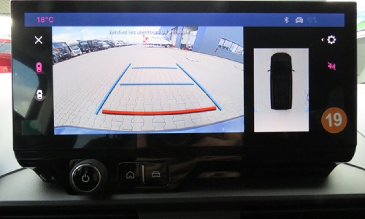 Fiat Doblo Kombi Detail mit Rückfahrkamera