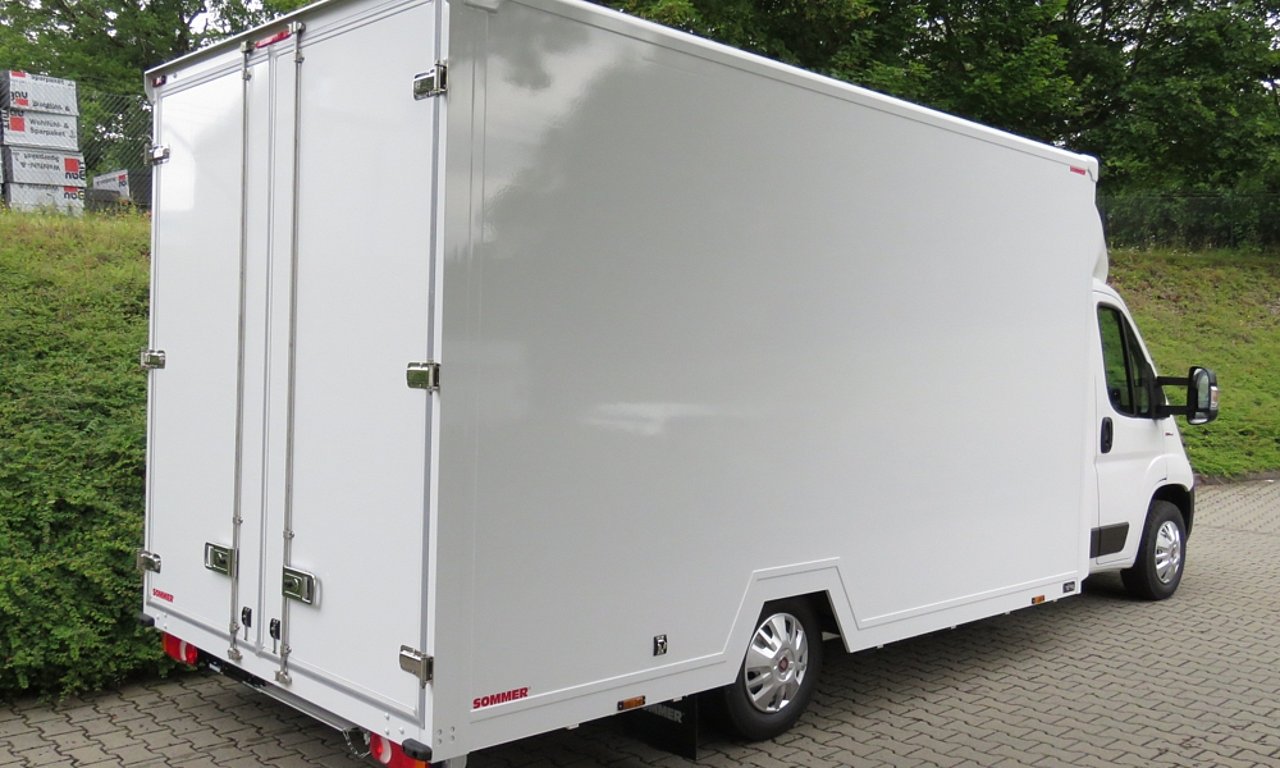 Fiat Ducato - SOMMER Möbelkoffer - Ansicht von hinten