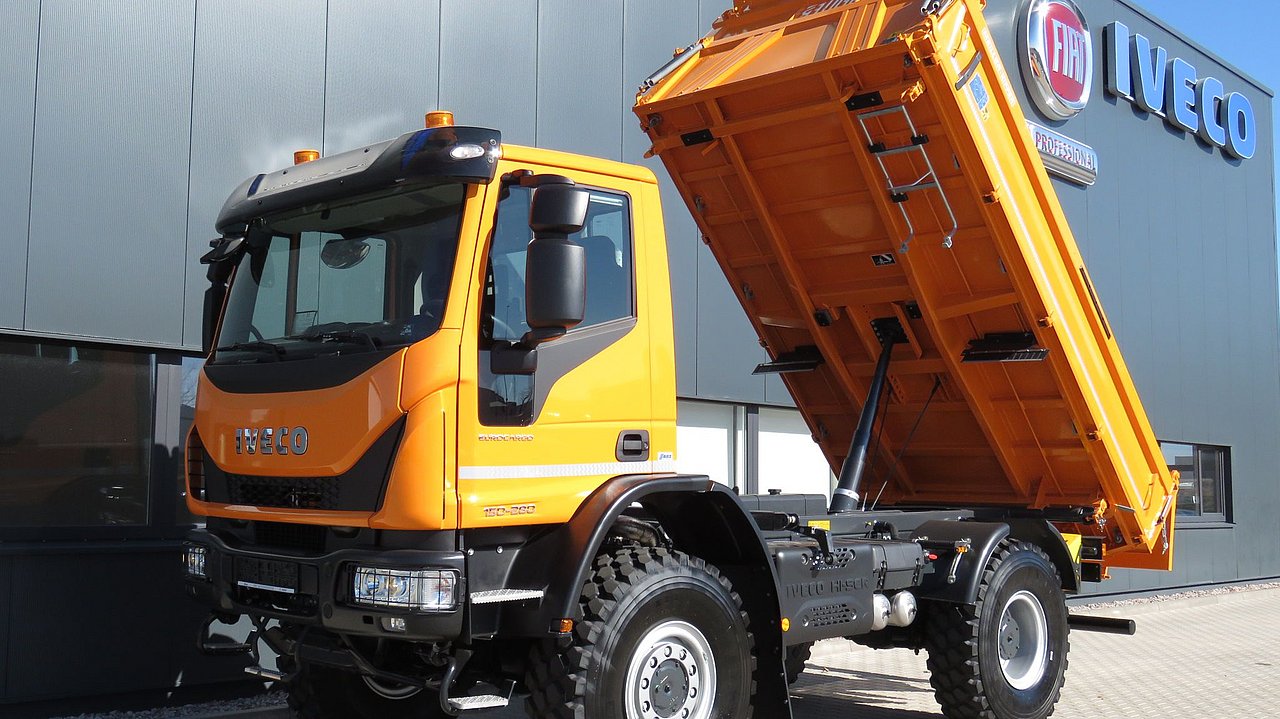 IVECO 3-Seitenkipper