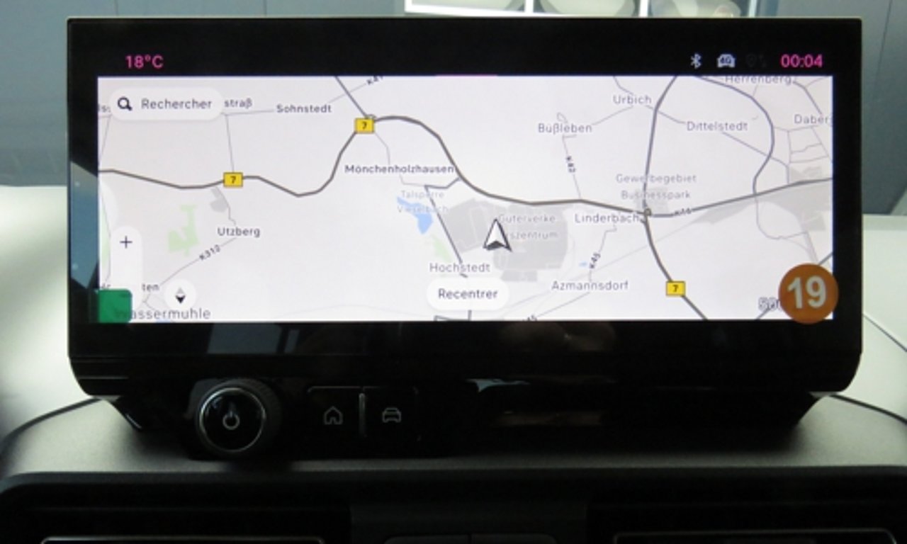 Fiat Doblo Kombi Detail mit Navigation