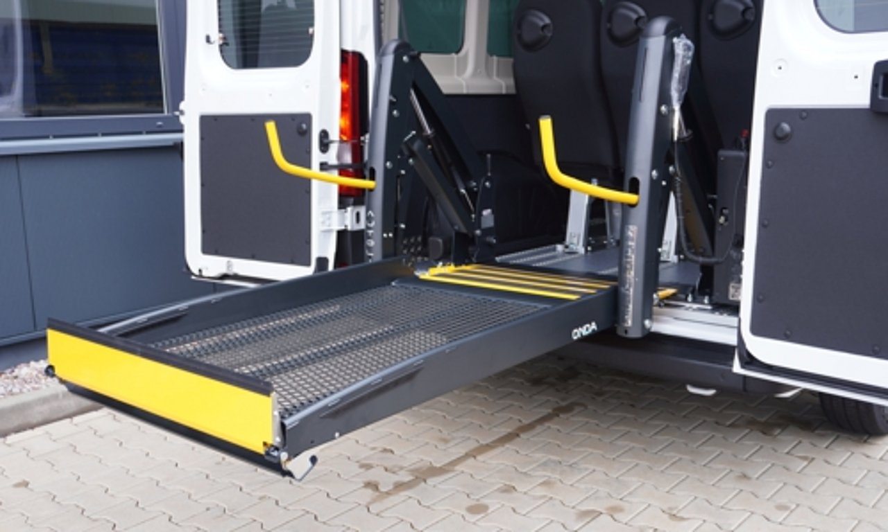 Fiat Ducato mit Schnierle Umbau - Hochwertiger Ausbau von Fiat Professional Fahrzeugen