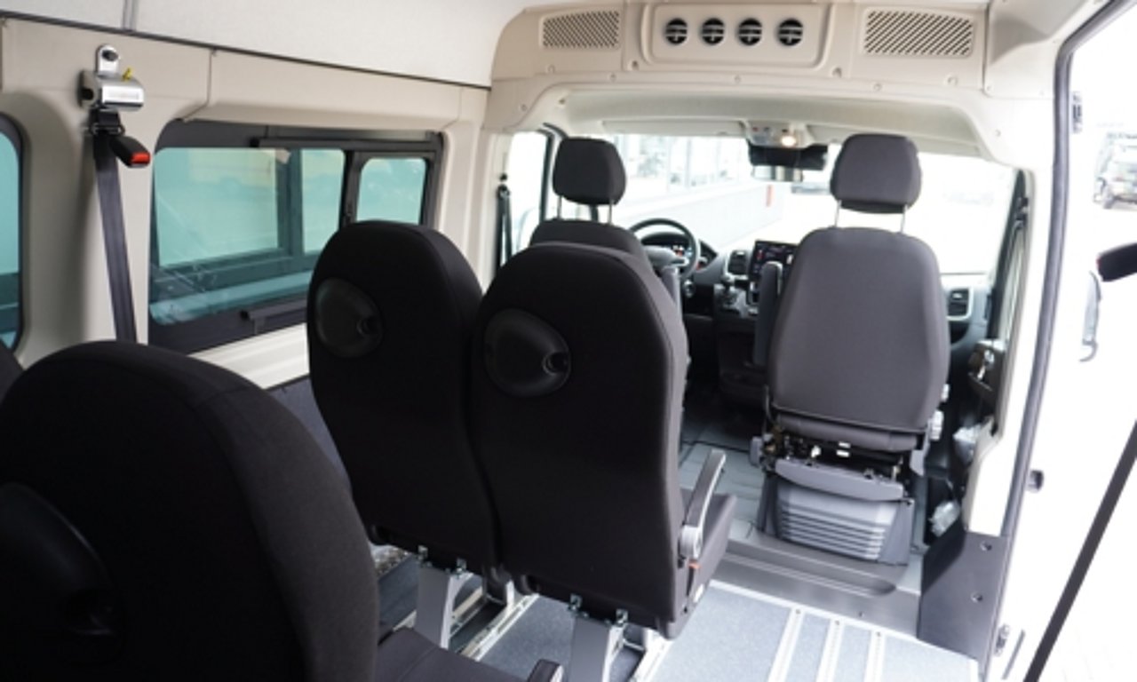 Fiat Ducato mit Schnierle Umbau - Hochwertiger Ausbau von Fiat Professional Fahrzeugen
