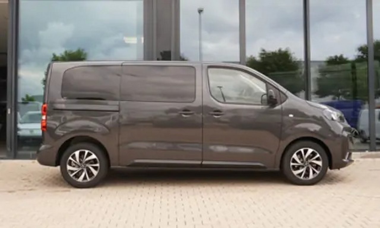 Fiat Ulysse L2: Gesamtlänge 4,98 m